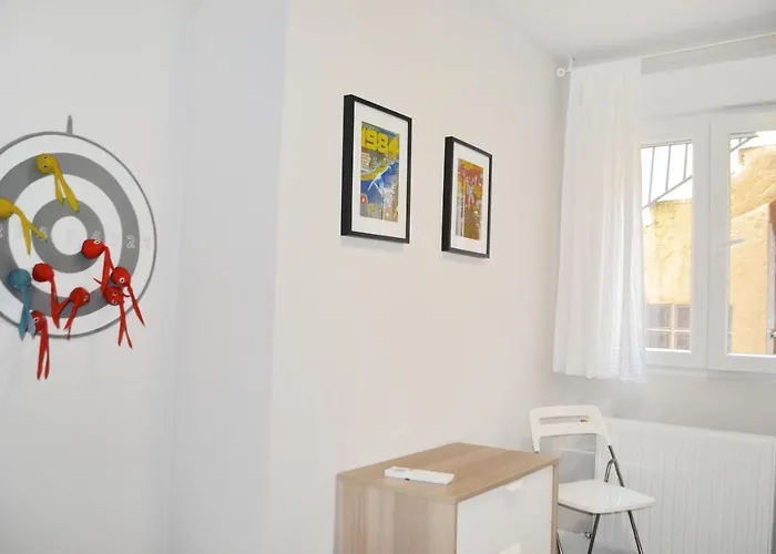 El Monasterio - Living 公寓