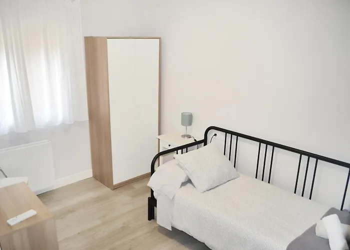 El Monasterio - Living Apartmán